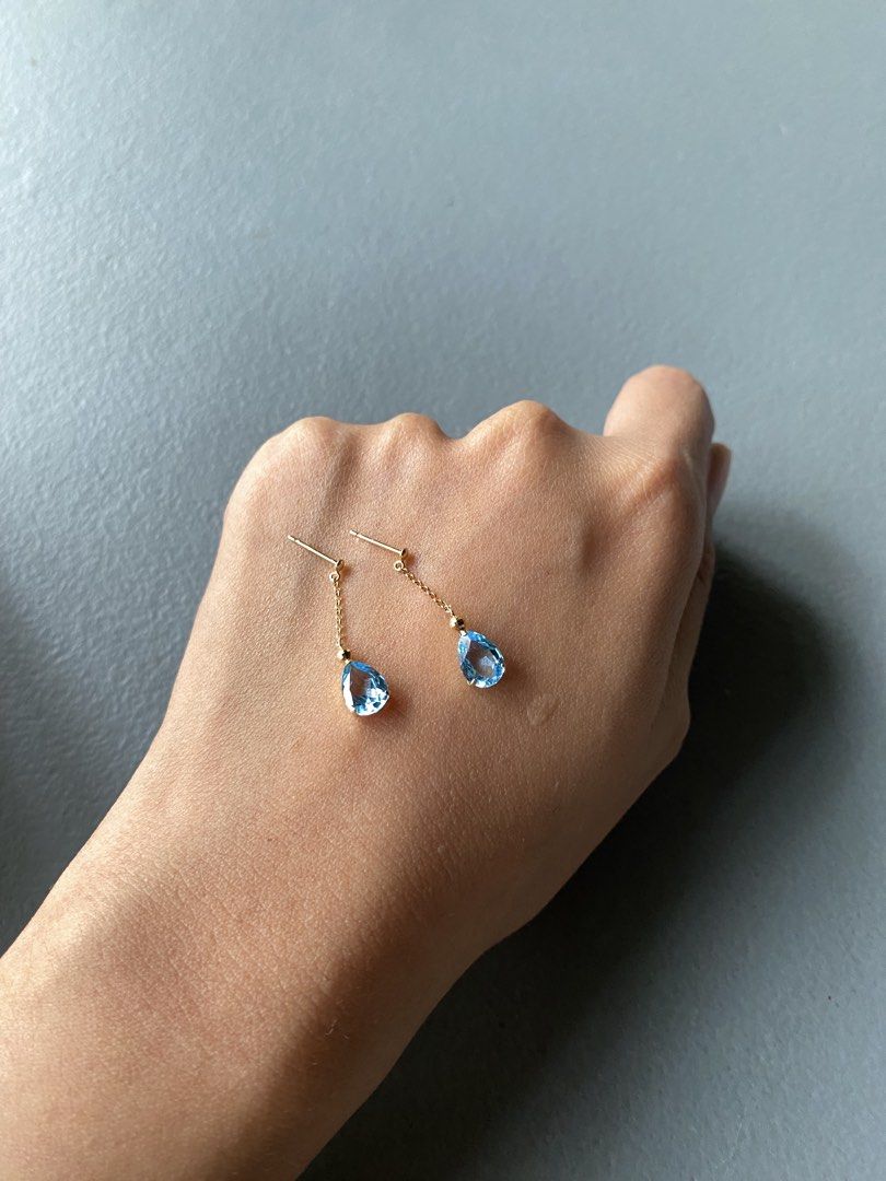 Blue topaz drop earrings (Category: Earrings) located in Tiaong. Submitted by sourcedbyhannie (Listing ID 1470535618, Image 2). Description: Natural blue topaz earrings With silicon pakaw K18 Japan Gold.