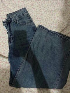 (Category: ) located in . Submitted by hercloset.dvo (Listing ID 1470482371, Image 1). Description: .