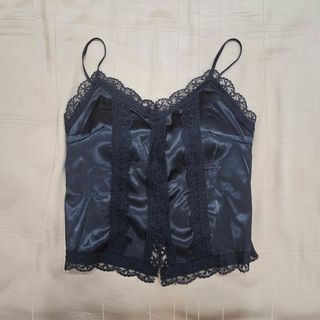 (Category: ) located in . Submitted by shopxgrace (Listing ID 1470509557, Image 1). Description: .