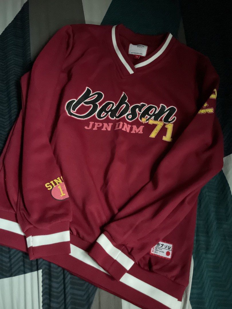 bobson red sweater jacket (Category: Coats, Jackets and Outerwear) located in Manila. Submitted by iya0810 (Listing ID 1470445372, Image 1). Description: - never been used -can nego.