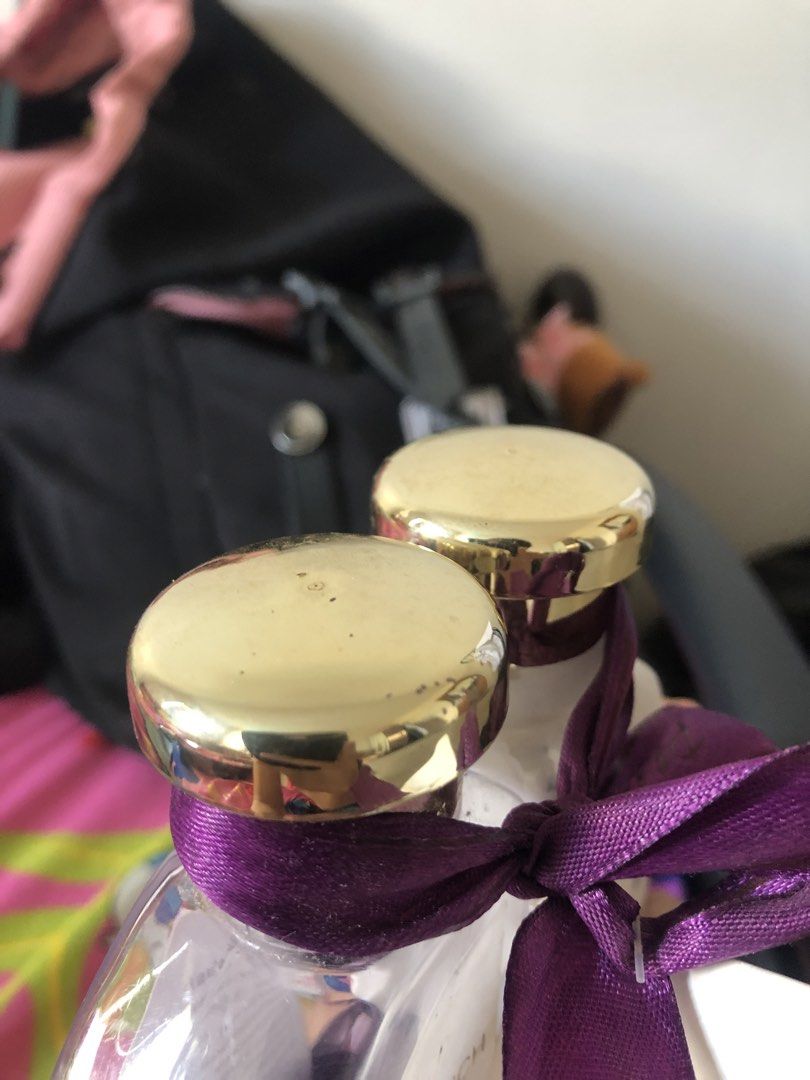 Body Wash & Body Lotion (Category: Body Care) located in Santa Ana. Submitted by kanek.en_ (Listing ID 1470421058, Image 3). Description: sealed pa yung Lotion while the body wash is nakalahati na (the scent of the body wash is very sweet and fruity though) EXP DATE : 6/10/2027.