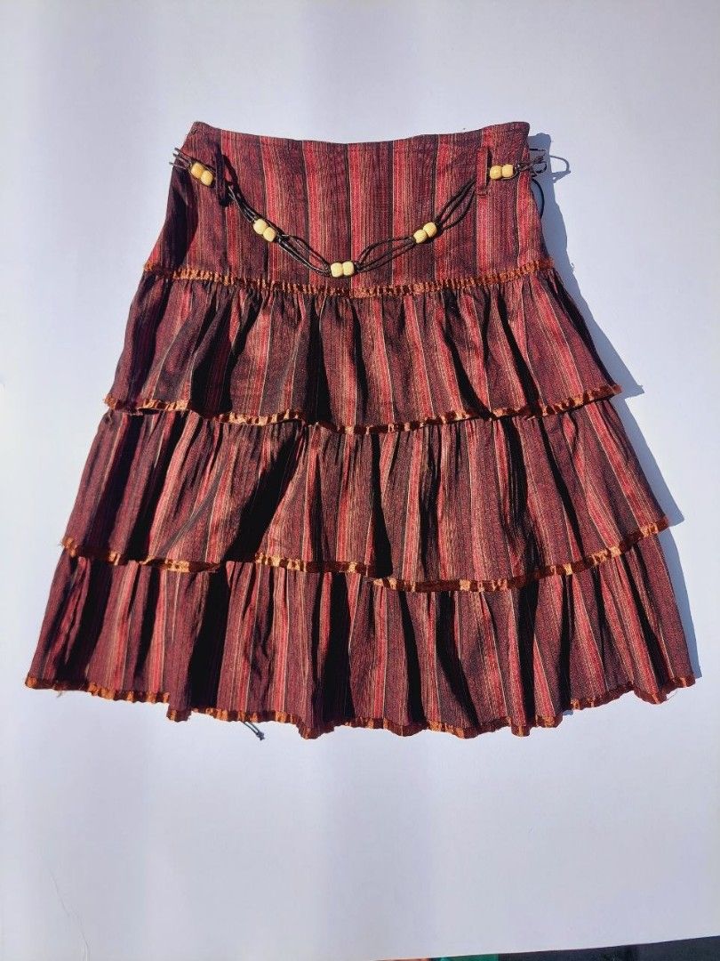 Boho style tiered skirt (Category: Skirts) located in Echague. Submitted by ribbitpicks (Listing ID 1470427593, Image 1). Description: w26 l22.