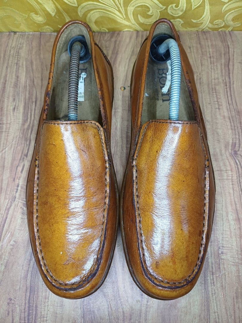 Born Slip-on Loafers 👞 (Category: Dress Shoes) located in Quezon City. Submitted by jstreetsole (Listing ID 1470482647, Image 3). Description: New ABorn Slip-on Loafers 👞 Size 9 / 43 , 27 cm 📏 ✅Secondhand ✅Excellent Condition ✅Leather ✅️Made in Vietnam •💰 Payment Method. G-cash or meet up around Qc Commonwealth - Cod Along Metro manila •Can do Via. -Lalamove 🏍 -Jnt 🚌 -Lbc 🚌 Price: 1.3k Direct message for more details..