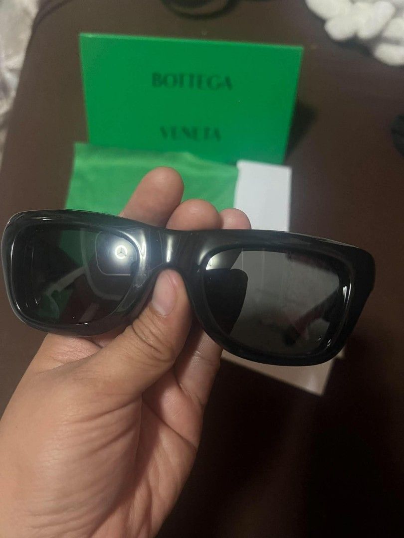 Bottega Veneta Sunglass (Category: Sunglasses & Eyewear) located in Andop. Submitted by finderskeepersxzz (Listing ID 1470394472, Image 2). Description: US purchase Complete with box, care card, clean cloth & certificate of authenticity. No flaws Almost new RFS: need funds for medication.