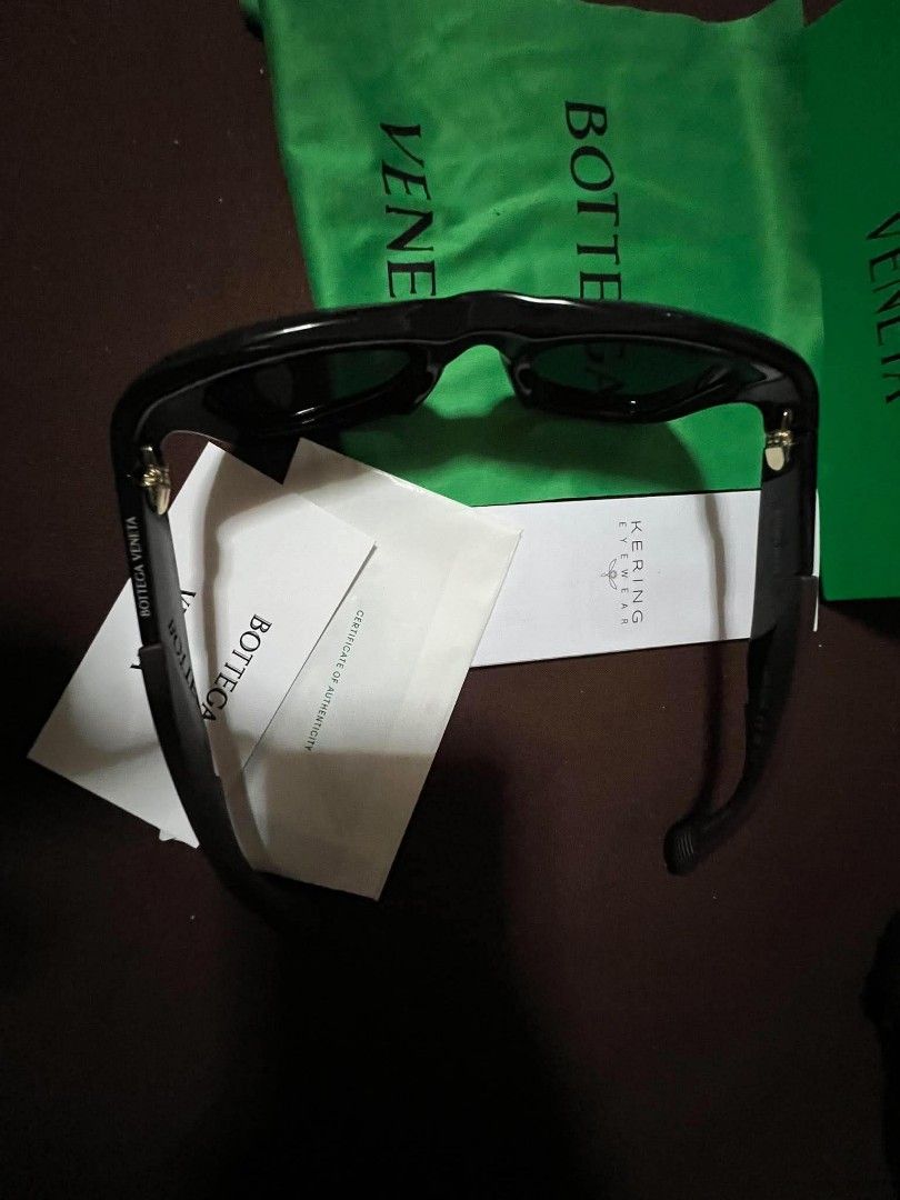 Bottega Veneta Sunglass (Category: Sunglasses & Eyewear) located in Andop. Submitted by finderskeepersxzz (Listing ID 1470394472, Image 3). Description: US purchase Complete with box, care card, clean cloth & certificate of authenticity. No flaws Almost new RFS: need funds for medication.