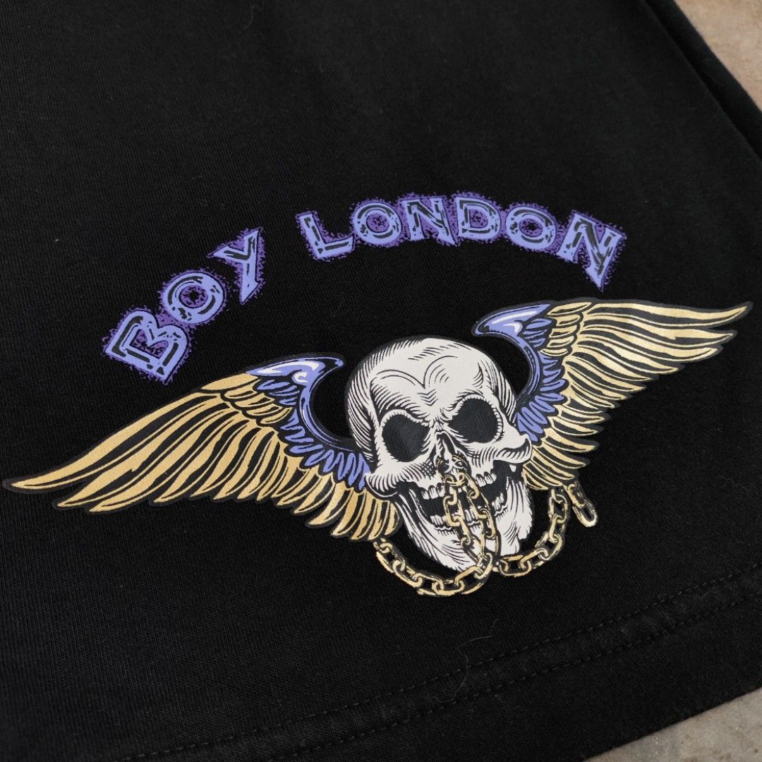 Boy London Skull Shorts (Category: Shorts) located in Rosales. Submitted by kudoscache (Listing ID 1470439842, Image 2). Description: - Brand: Boy London - Waist: 29-40 | Length: 23 - Color: Black - slightly nego payment: maribank / gotyme courier: J&T.