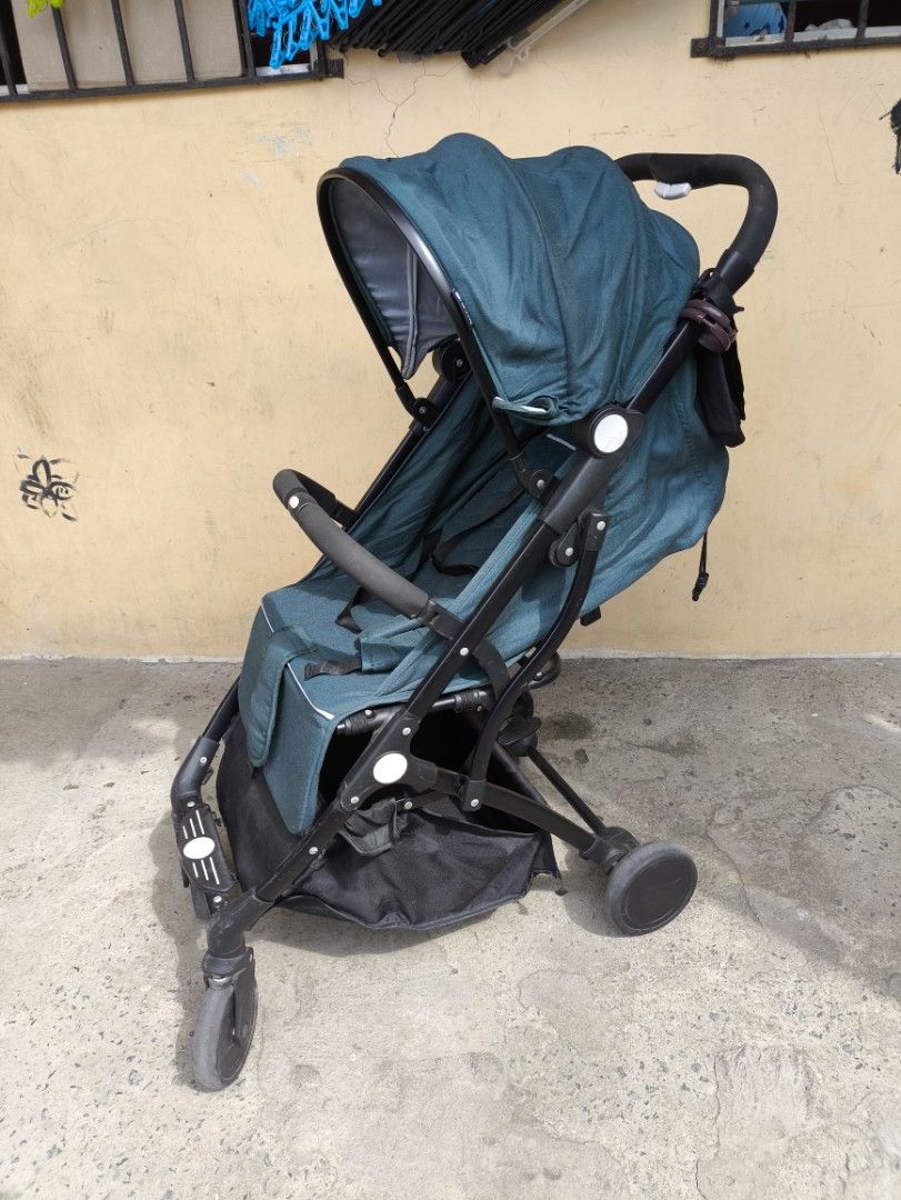 Brahmz Compact Stroller (Category: Strollers) located in Rosario. Submitted by definitelynotrenz (Listing ID 1470382444, Image 1). Description: BRAHMZ COMPACT STROLLER ULTRA COMPACT & TRAVEL FRIENDLY FOLDS DOWN SMALL INTO COMPACT SIZE WITH PULL OUT TROLLEY HANDLE FOR EASY ROLLING TRANSPORT FREE ORIGINAL HAUCK TRAVEL CARRY BAG USED/ AS IS: PRELOVED WITH EXPECTED SIGNS OF NORMAL USAGE. BUT STANDARD FUNCTIONS WORK (FOLDS,ROLLS,HOLD WEIGHT) LOCATION: