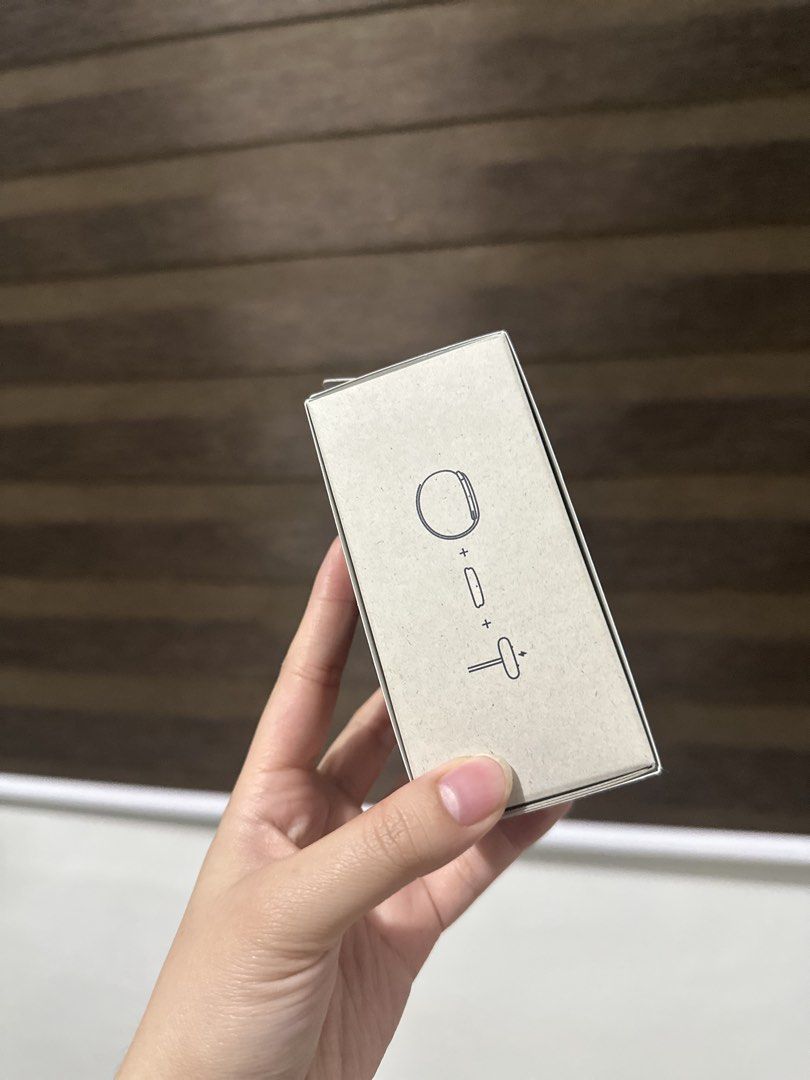 Brand New Google Fitbit Air Black (Category: Wearables & Smart Watches) located in Paranaque City. Submitted by copsartorial (Listing ID 1470485099, Image 2). Description: Brand new! Color black.