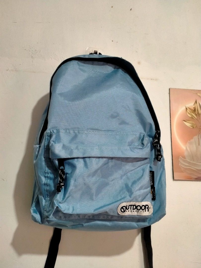 Branded back pack (Category: Luxury Bags & Wallets) located in Cavite. Submitted by inday79 (Listing ID 1470403283, Image 1). Description: Unisex Backpack with Laptop Compartment Looking for a stylish and functional backpack? This unisex backpack is perfect for students, office workers, and everyday use! ✨ Features: 💻 Dedicated laptop compartment 🎒 Unisex design suitable for men and women 📚 Perfect for school, college, and office 👜 Spacious e