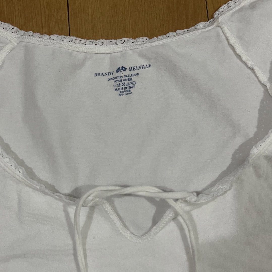 Brandy melville top (Category: Sleeveless) located in Batangas. Submitted by iceinmybag (Listing ID 1470439279, Image 3). Description: Xxs to S From brandy milan Never worn.