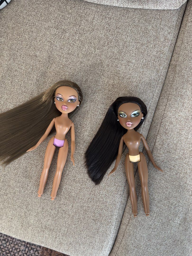 Bratz bundle - sasha and yasmin (Category: Kids Toys) located in Pasig City. Submitted by din_a (Listing ID 1470377130, Image 1). Description: Bratz bundle - sasha and yasmin No flaw Hairs are in superb condition.