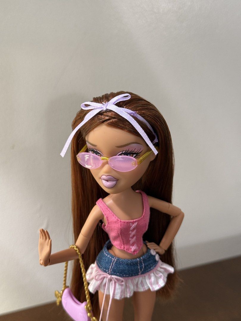 Bratz Stylin’ yasmin nude (Category: Kids Toys) located in Pasig City. Submitted by din_a (Listing ID 1470397836, Image 2). Description: Bratz Stylin’ yasmin nude.