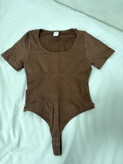 (Category: ) located in . Submitted by thriftedfinds_ (Listing ID 1470391251, Image 1). Description: .