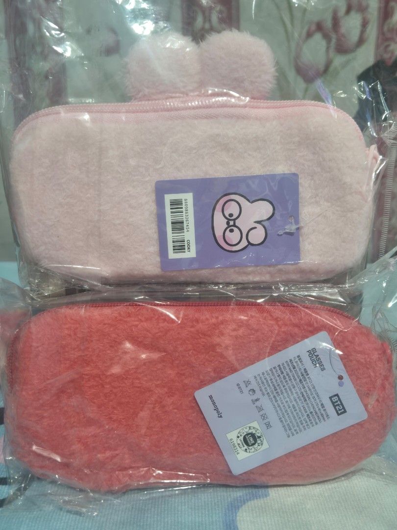 BT21 Glasses Pouch Tata and Cooky (Category: Purses & Pouches) located in Makati City. Submitted by neri_11 (Listing ID 1470447797, Image 2). Description: - BT21 Monopoly glasses pouches - Tata - available. Cooky sold. - Material: Ultra-soft plush texture all over - Closure: Secure top zipper closure - Condition: Brand new with tags inside original plastic packaging Php 400 each..