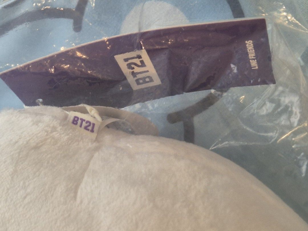 BT21 RJ Face Plush (Category: Plushies & Soft Toys) located in Makati City. Submitted by neri_11 (Listing ID 1470426384, Image 2). Description: - Official Line Friends BT21 merchandise - RJ HOPE IN LOVE face cushion - Brand new and sealed in original plastic packaging - Authentic tag attached DM for more pics or video and info. thanks.