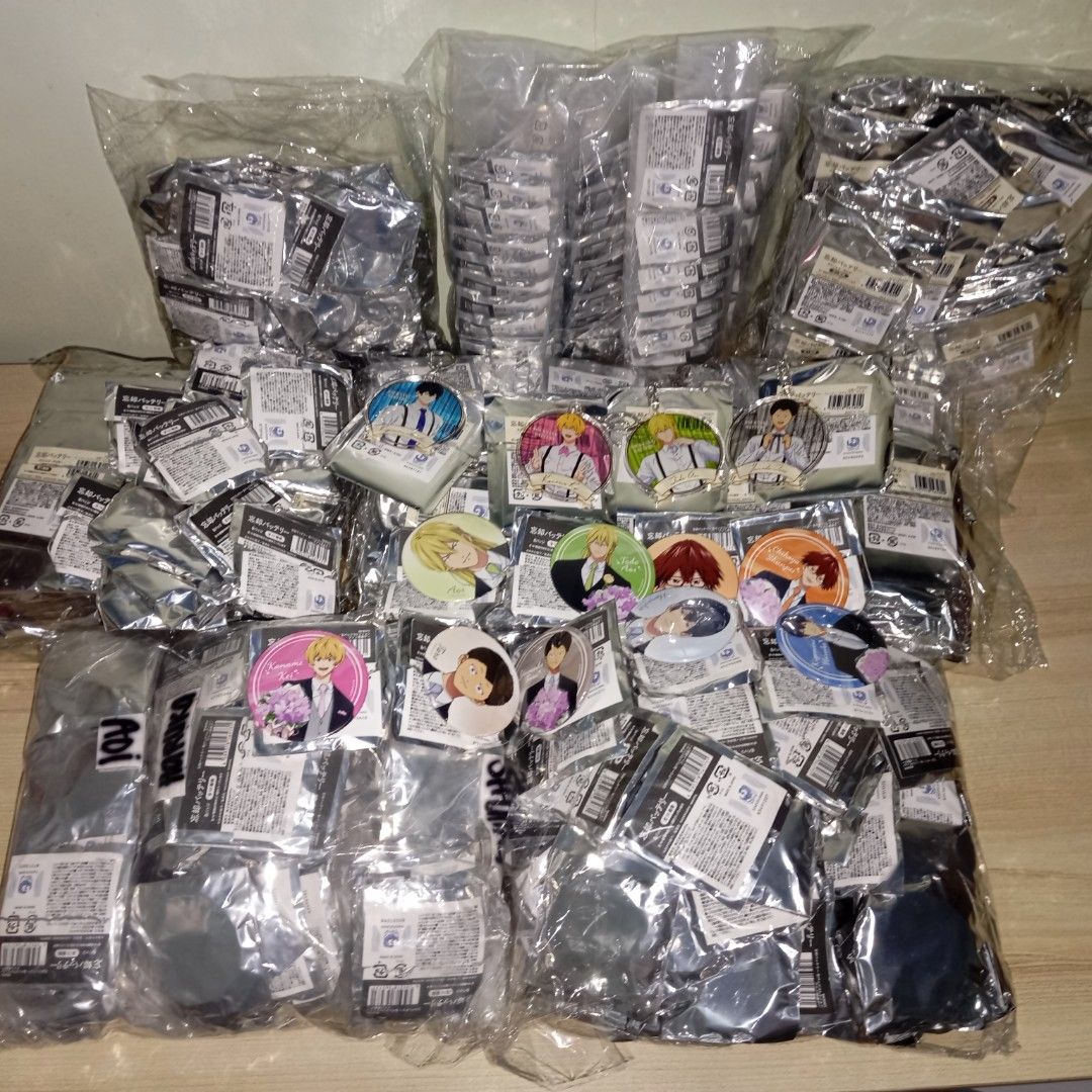 Bulk Oblivion Battery Merch (Category: Other Merchandise) located in Manila. Submitted by kmnnn (Listing ID 1470390380, Image 1). Description: PAYO Estimated more or less 250 - 280pcs + Mix of pin & acrylic keychain ‼️Mataas sf 230+ or higher, wag po magmine pag di okay sa sf rate No cancellation 📌Expect na sobrang konti lang kay Shunpei 📌 konti na din stocks ni Kei sa pins. Mas madami Yamada di masyado nabawasan 📌all unsealed except sa 3-5 se