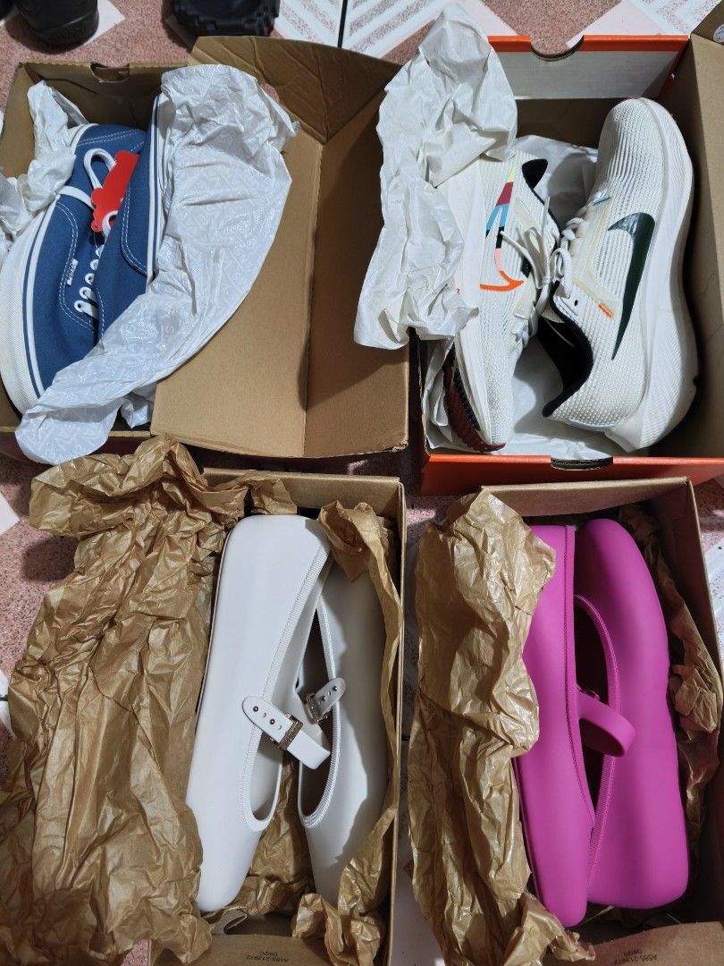 Bundle Footwear Size 9 (Category: Shoe inserts) located in Taytay. Submitted by rgun28 (Listing ID 1470372623, Image 1). Description: Authentic/Original Money back guaranteed Selling low price!! Bundle only ‼️ Nike Size 8.5 US used twice only Vans Men 8/ Women 9.5 US Size brandnew Melissa Flats Offwhite Size10 USA/ 39-40Brazil used thrice only Mellisa Fuschia Pink Size9 USA/38 Brazil used once only.