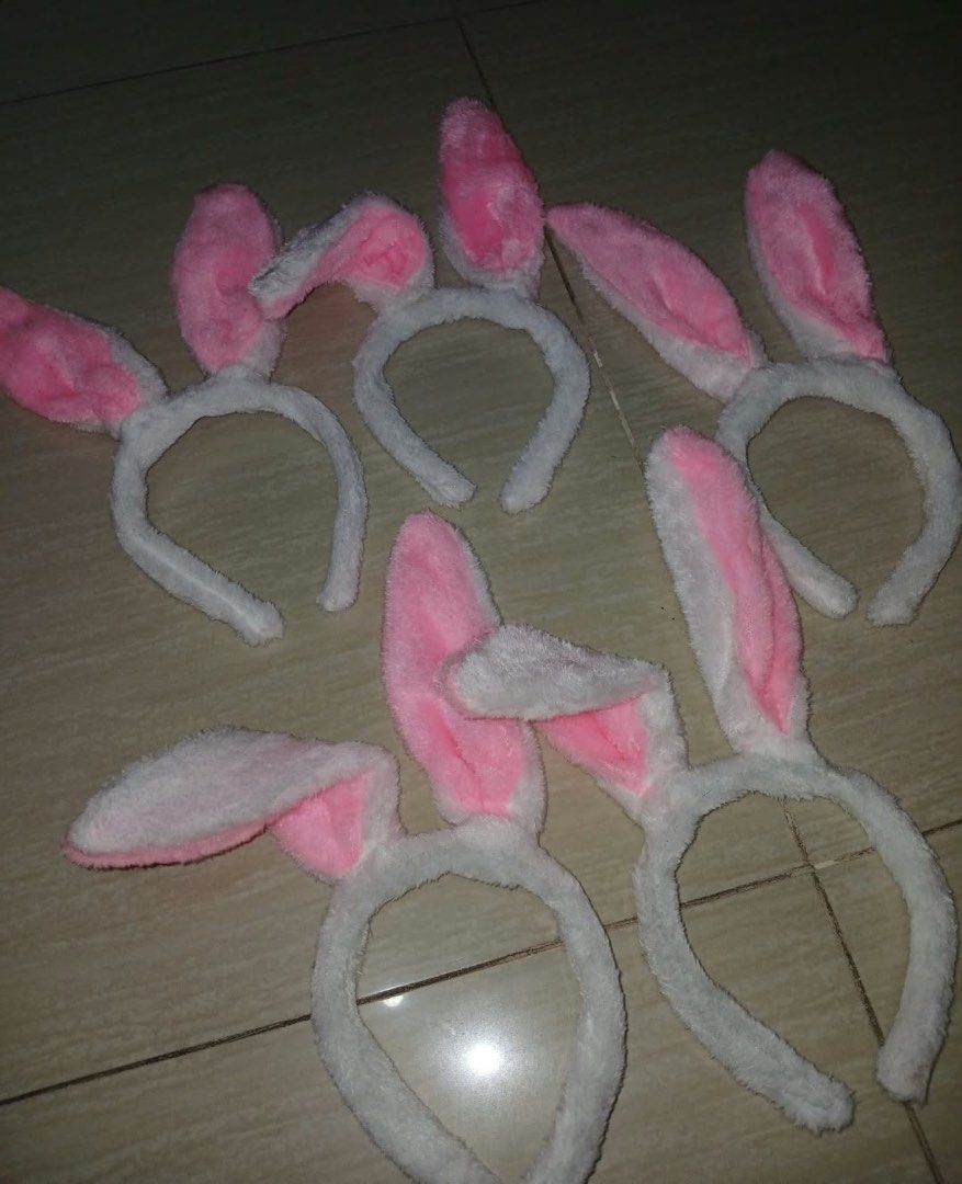 Bunny Ears Headband (Category: Hair Accessories) located in Apalit. Submitted by minimaliztcloset (Listing ID 1470553016, Image 1). Description: Location: Pasay City Can do same day Delivery via Lalamove.