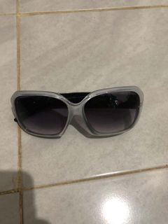 (Category: ) located in . Submitted by aleckfrancisliclican (Listing ID 1470474421, Image 1). Description: .