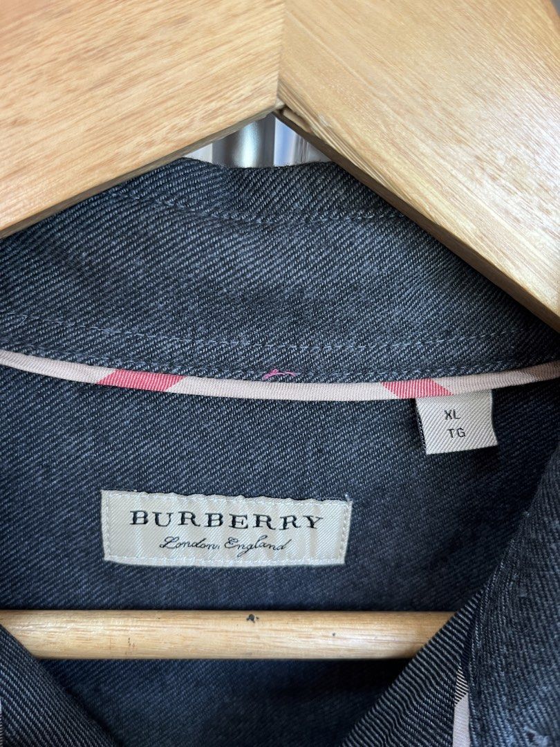 Burberry (Button down) longsleeve (Category: Luxury Apparel) located in Tayug. Submitted by thriftyshady_ (Listing ID 1470364673, Image 2). Description: Burberry longsleeve (Button down) XL on tag 21x27.5 Dimes No issue 10/10 Condition and color rate As new condition.