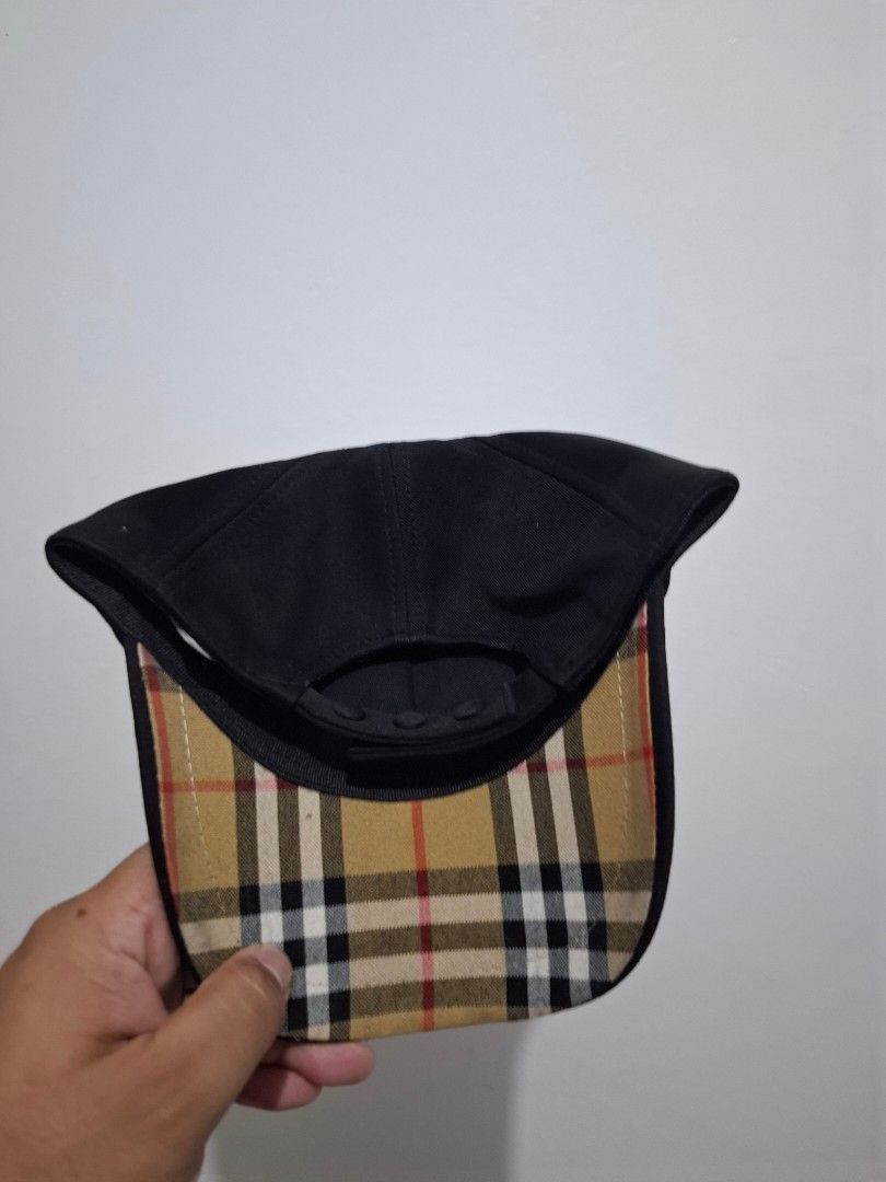 Burberry cap (Category: Caps & Hats) located in Tarlac. Submitted by christopher.24 (Listing ID 1470396397, Image 2). Description: good as new.