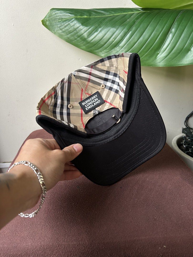 Burberry chckrd (Category: Caps & Hats) located in Quezon City. Submitted by flycapsph (Listing ID 1470531417, Image 2). Description: .