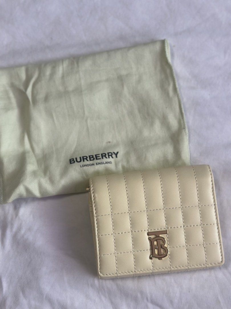 Burberry Quilted Leather TB Folding Wallet (Category: Luxury Bags & Wallets) located in Manila. Submitted by itsajiii (Listing ID 1470357249, Image 1). Description: - Authentic Burberry folding wallet (Brandnew) - Includes original dust bag - 100% authentic, no issue No box included, this came as a set with the sling bag Selling it for QC loc.