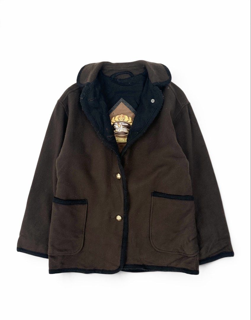 Burberry Vintage (Category: Coats, Jackets and Outerwear) located in Manila. Submitted by draftdrops (Listing ID 1470462455, Image 1). Description: Vintages,big gold button , logo design on all buttons, big embroidered logo inside and excellent condition Width :20 Length :25 Size:medium .