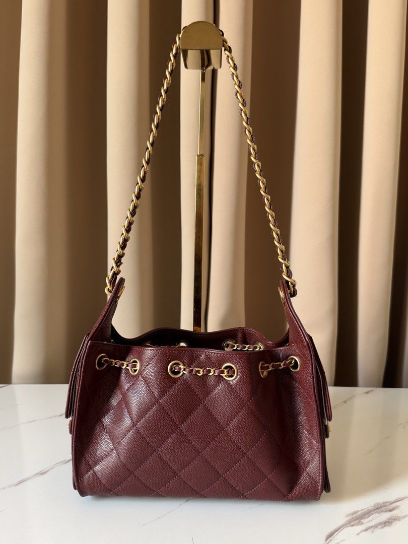 ❣️C25 MINI ❣️ (Category: Shoulder Bags) located in Manila. Submitted by annmacalua (Listing ID 1470510260, Image 3). Description: What u see is what u get!🥰.