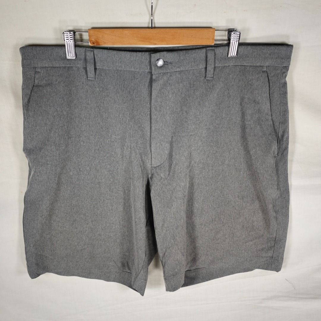 Callaway Golf Performance Stretch Shorts / Size 38 (BNWT) (Category: Activewear) located in Antipolo. Submitted by canadafindss (Listing ID 1470500227, Image 1). Description: Visit & Follow Canada Finds for more premium thrift, streetwear, vintage, techwear, activewear, and branded finds from Canada 🇨🇦 More items posted regularly: https://www.carousell.ph/u/canadafindss Callaway Golf Performance Stretch Shorts / Size 38 (BNWT) Brand New With Ta