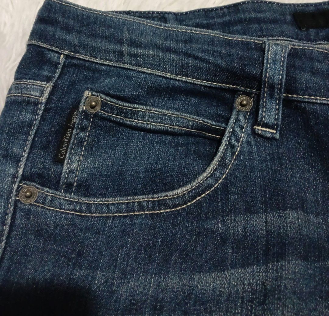 Calvin Klein Jeans (Category: Jeans) located in Ozamiz City. Submitted by meshthrift11 (Listing ID 1470422933, Image 3). Description: size 31-32 stretchable length 37.5.