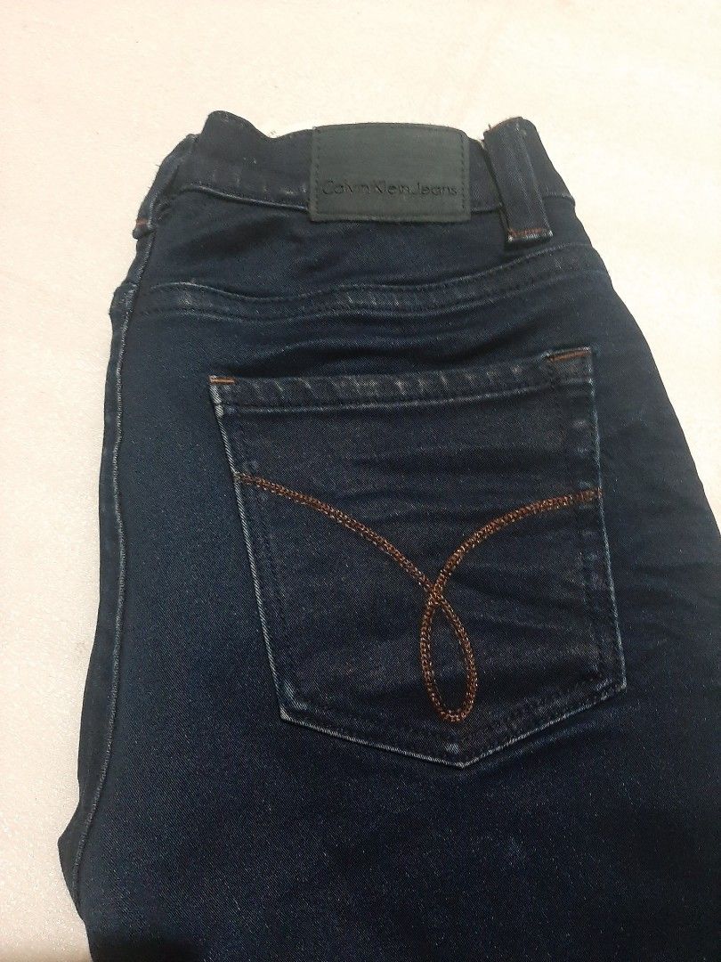 Calvin Klejms jeans (Category: Jeans) located in General Santos City (Dadiangas). Submitted by thrift_raid (Listing ID 1470494853, Image 3). Description: size 27.