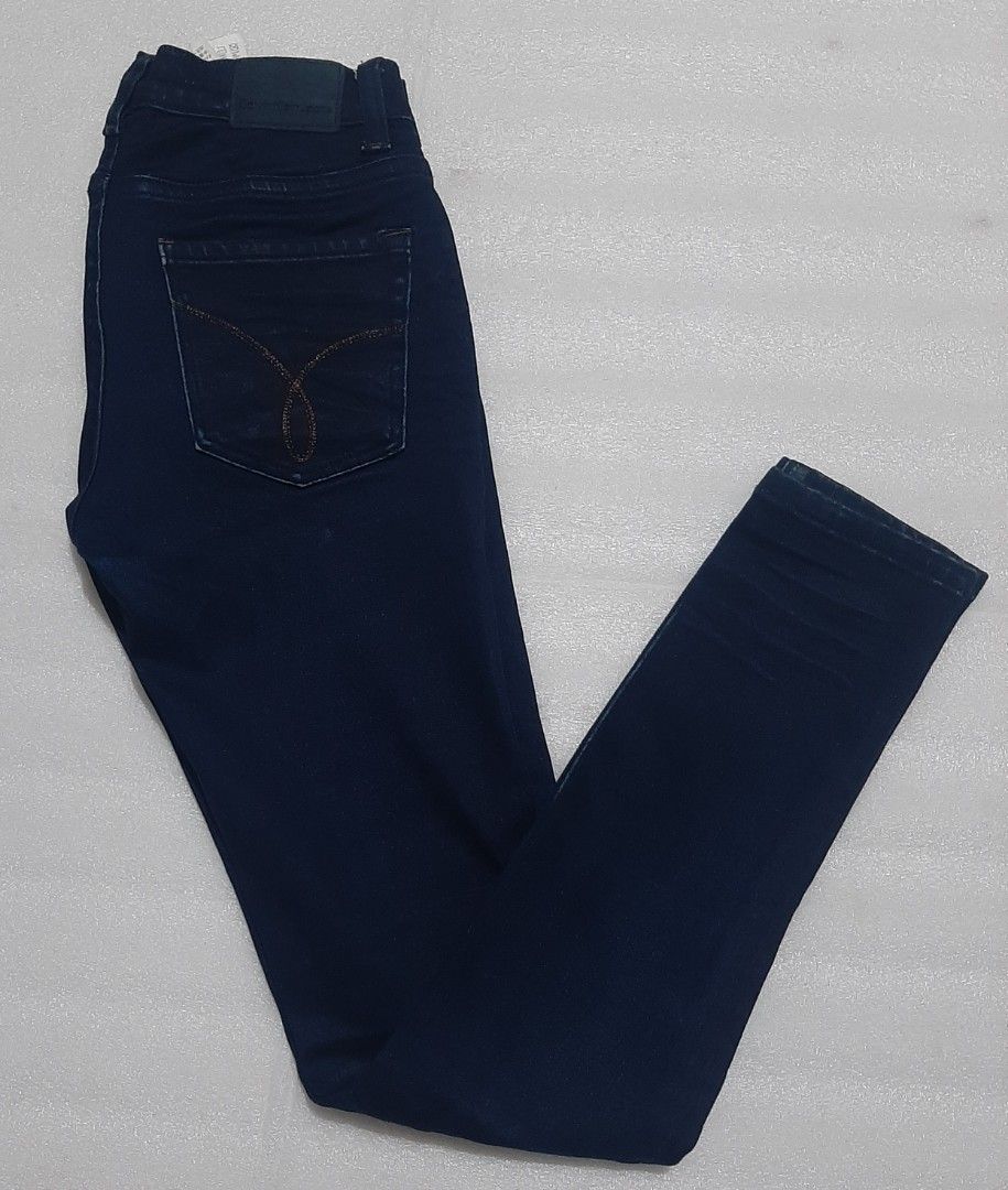 Calvin Klejms jeans (Category: Jeans) located in General Santos City (Dadiangas). Submitted by thrift_raid (Listing ID 1470494853, Image 2). Description: size 27.