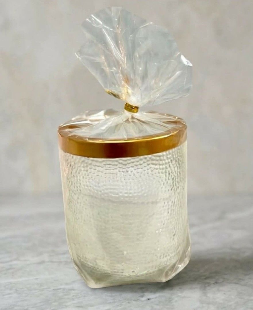 Candles scented and unscented (Category: Home Fragrance) located in Cainta. Submitted by rndmixteryshop (Listing ID 1470449239, Image 3). Description: 3days smokeless with cover P130.00 5days smokeless P145.00 vigil candle #2 P85.00/pack 2days smokeless P60.00 3days smokeless P85.00 5days smokeless with cover P195.00.