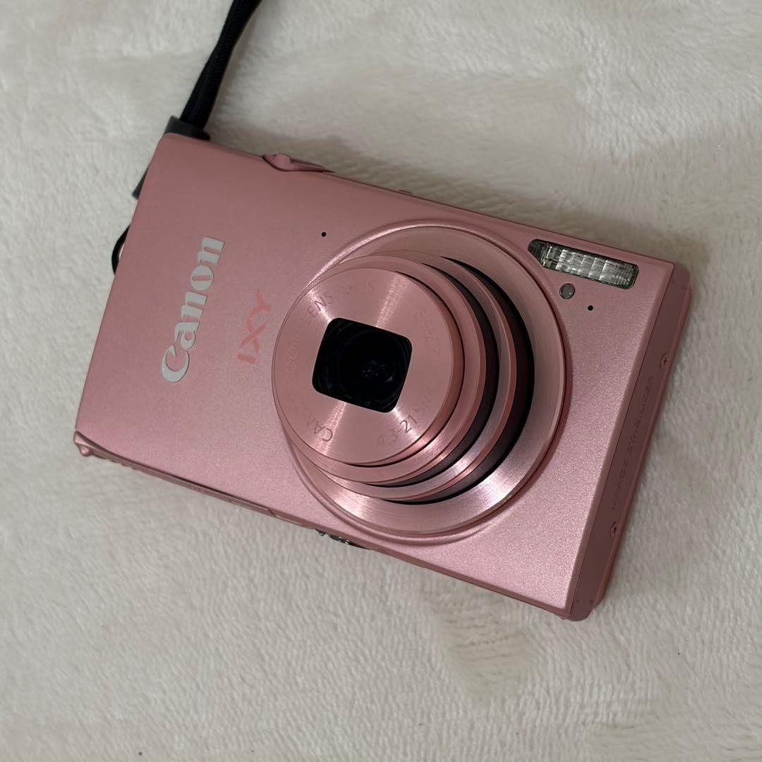 Canon Ixy 420F Pink Compact Digital Camera (Category: Cameras) located in Manila. Submitted by wensliejane_stuff (Listing ID 1470451155, Image 3). Description: -16.1 mp -5x optical zoom (28-224mm) -no issues -completely working -Inclusions: Battery, SD Card and Charger.
