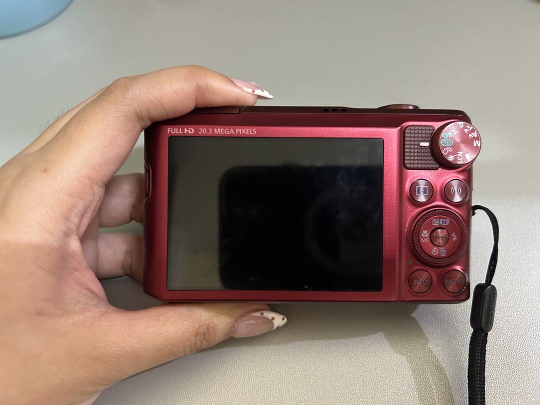 Canon PowerShot SX720 HS Red Digital Camera (Category: Cameras) located in Caloocan City. Submitted by rigellll (Listing ID 1470483844, Image 3). Description: **Canon SX720 HS | 20.3MP | 40x Optical Zoom 📸** **KEY FEATURES** * 20.3MP CMOS Sensor * 40x Optical Zoom — perfect for travel and distant shots * Built-in Wi-Fi & NFC for easy photo transfers * Full HD 1080p Video Recording * Compact and lightweight — easy to bring anywhere **CONDITION** 