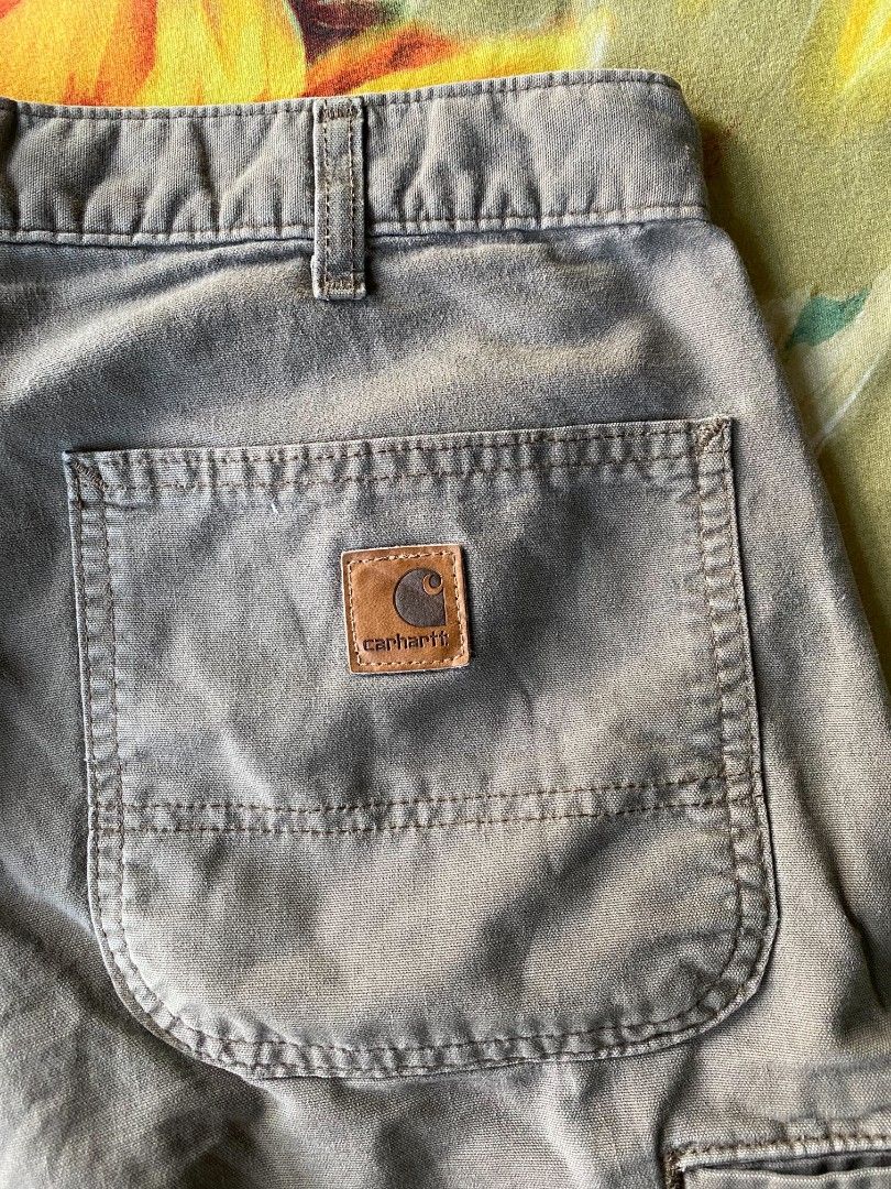 Carhartt carpenter shorts (Category: Shorts) located in Manila. Submitted by raymondrob54698 (Listing ID 1470357674, Image 2). Description: size 34.