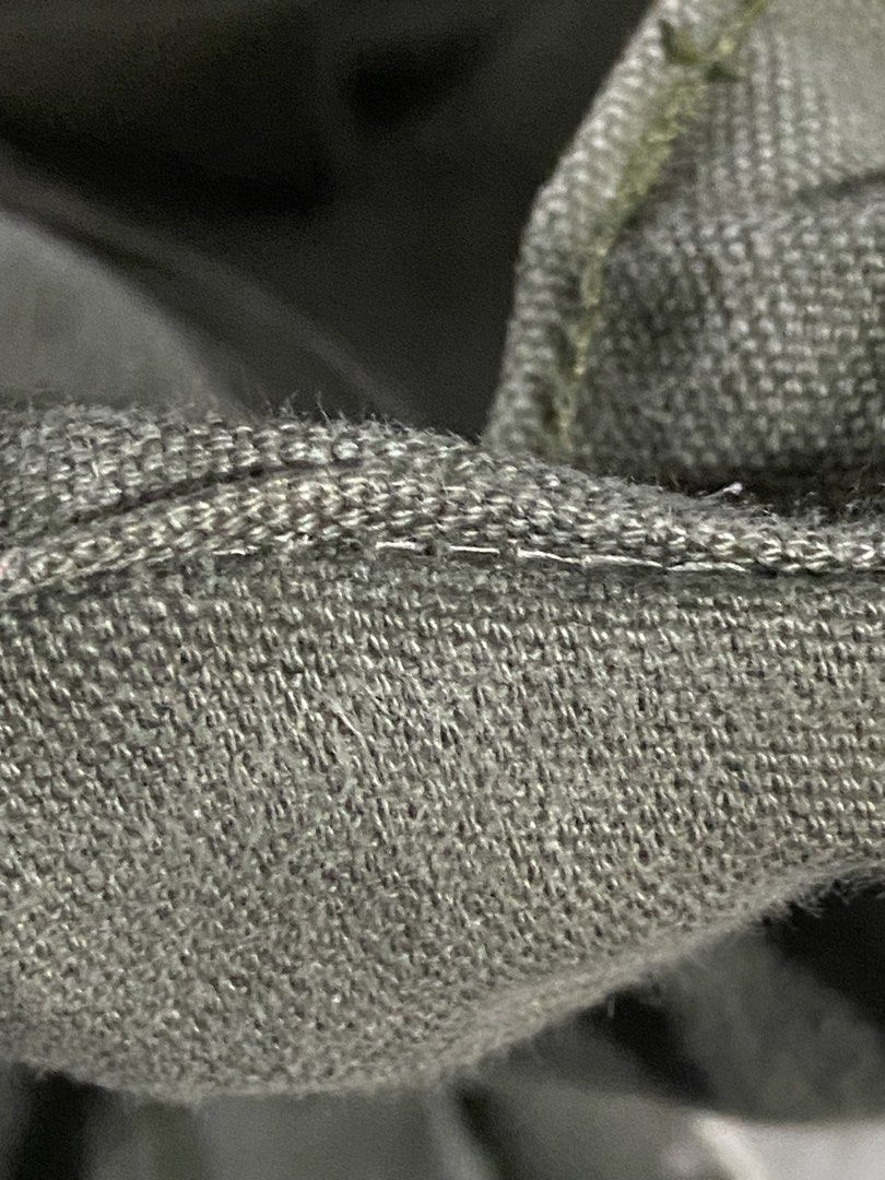 CARHARTT MOSS GREEN CARPENTER PANTS (Category: Jeans) located in Banga. Submitted by thriftingwithher (Listing ID 1470519775, Image 3). Description: 📌 CARHARTT MOSS GREEN CARPENTER PANTS💎 ◾DIMES: WAIST 34✨ LENGTH 40✨ THIGH 14✨ LEG OPENING 9.5✨ ◾CUT WASHTAG✨ ◾ISSUE: STAINS, MINIMAL FADING KNEE PART✨ ◾COLOR RATE: 9.5/10✨ ◾EXCELLENT CONDITION✅.