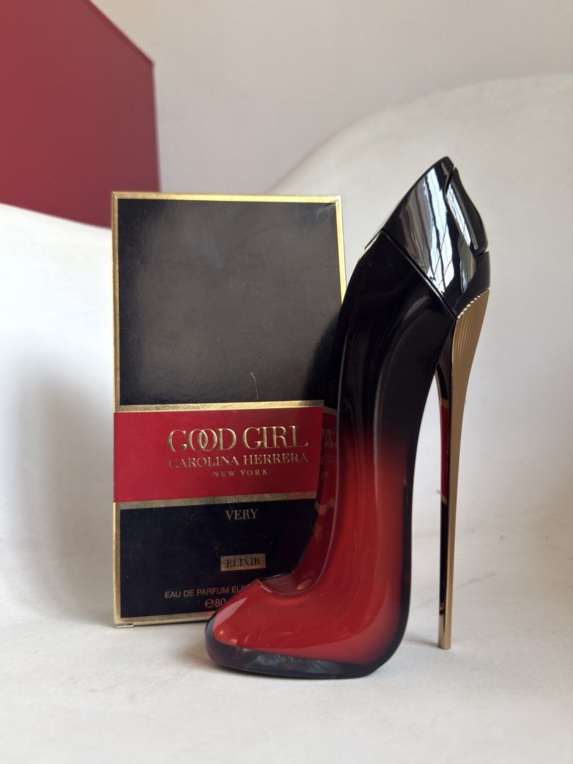 Carolina Herrera Very Good Girl Elixir Eau de Parfum (Category: Fragrance & Deodorants) located in Quezon City. Submitted by socutexx (Listing ID 1470458813, Image 1). Description: - Brand: Carolina Herrera Very Good Girl Elixir - Size: 80ml Eau de Parfum - Bottle: Iconic stiletto heel with a striking black and red gradient finish - Packaging: Complete with original box as pictured - Scent Profile: Rich, luxurious floral and fruity fragrance - Co