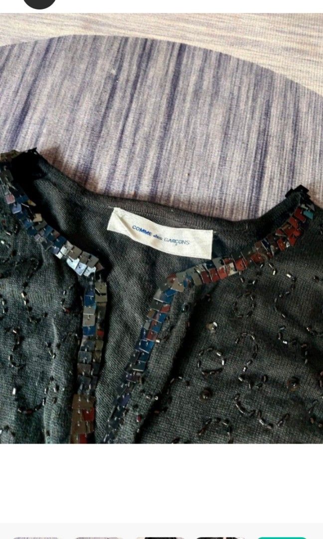 CDG CARDIGAN CROP SEQUENCE (Category: Coats, Jackets and Outerwear) located in Manila. Submitted by icamalicdem29 (Listing ID 1470394152, Image 2). Description: .