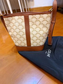 （分類：）位於 。 由 rainie625 提交（商品編號 1470454161，圖片 1）。簡介： 。