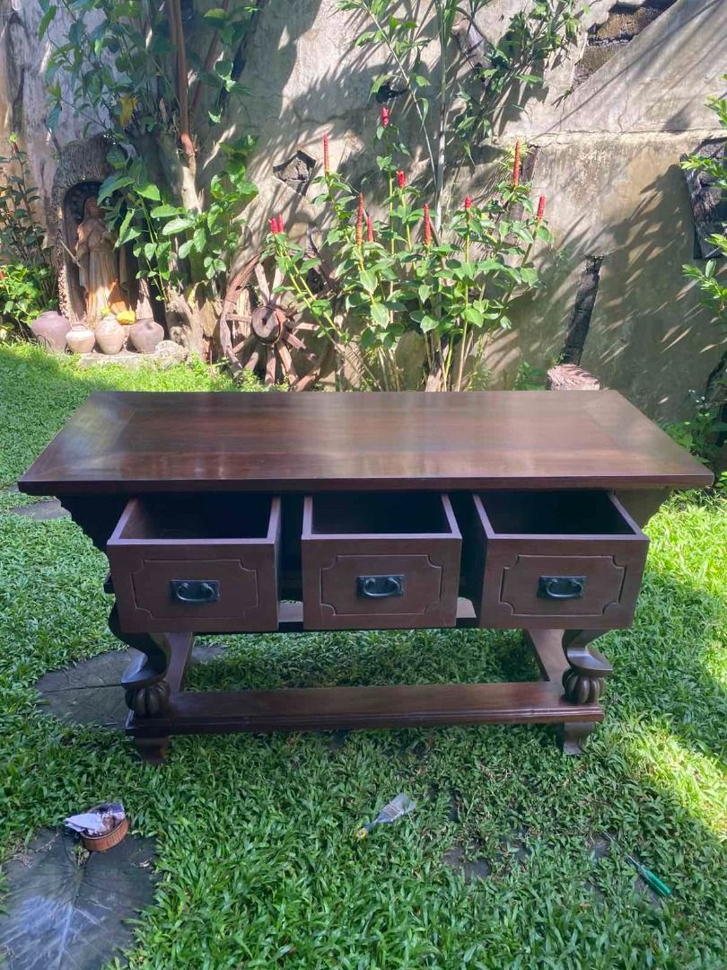 century old altar table (Category: Tables & Sets) located in Valenzuela. Submitted by luckyfire_80773d (Listing ID 1470542303, Image 2). Description: century old altar table .