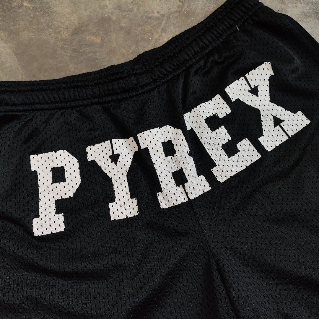 Champion x Pyrex Mesh Shorts (Category: Shorts) located in Rosales. Submitted by kudoscache (Listing ID 1470512560, Image 2). Description: - Brand: Champion - Waist: 28-40 | Length: 17.5 - Color: Black - slightly nego payment: maribank / gotyme courier: J&T.