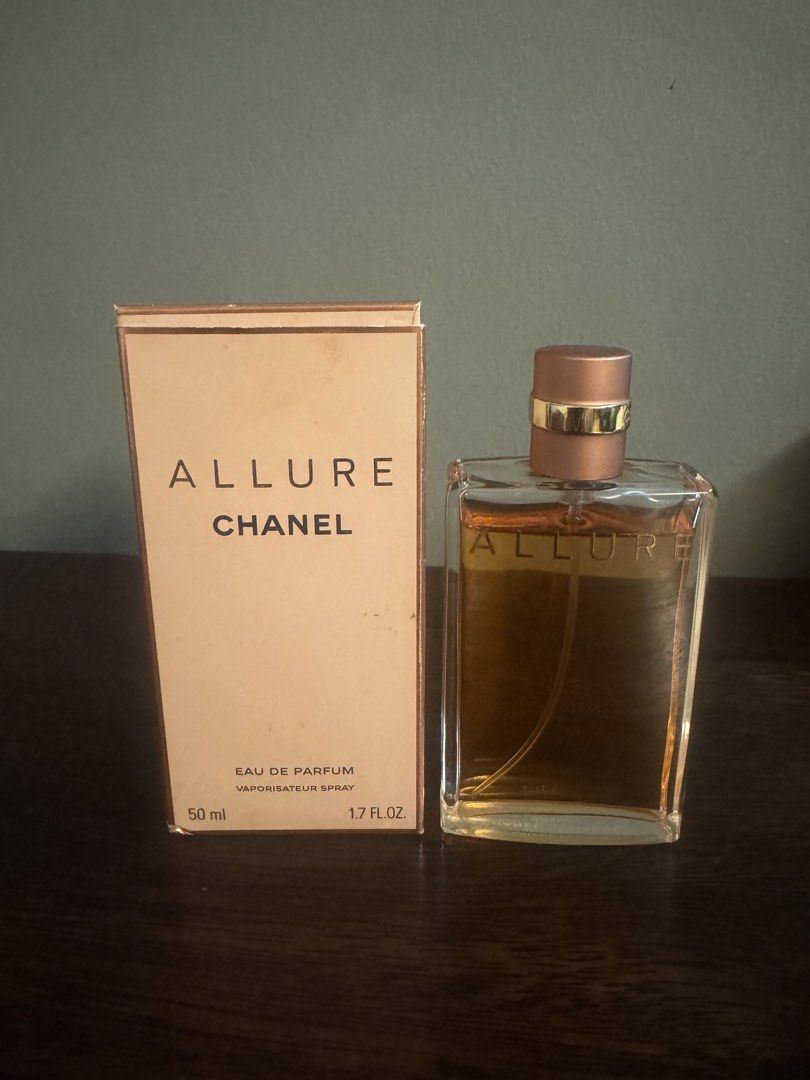 Chanel Allure Eau de Parfum 50ml (Category: Fragrance & Deodorants) located in Quezon City. Submitted by damaxtraspace (Listing ID 1470453077, Image 1). Description: - Brand: Chanel Allure Eau de Parfum - Size: 50ml / 1.7 fluid ounces - Condition: Authentic fragrance in clear glass bottle with metallic cap; original box included with minor edge wear - Scent Profile: Timeless and elegant golden liquid fragrance - Shipping: c/o buyer - MOP: GCash, 