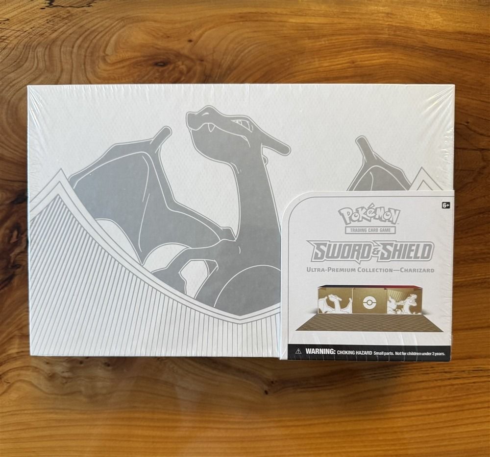 Charizard Ultra Premium Collection Box Pokemon Sword & Shield 噴火龍upc 美版 ...