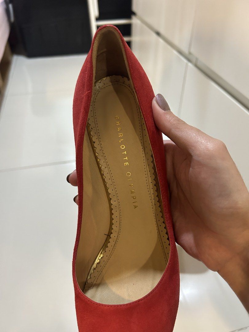Charlotte Olympia Pumps EU 39.5 (Category: Heels) located in Makati City. Submitted by miss.manolos.closet (Listing ID 1470368320, Image 3). Description: .