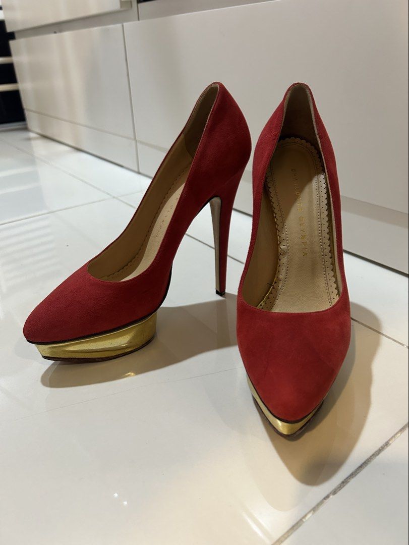 Charlotte Olympia Pumps EU 39.5 (Category: Heels) located in Makati City. Submitted by miss.manolos.closet (Listing ID 1470368320, Image 2). Description: .