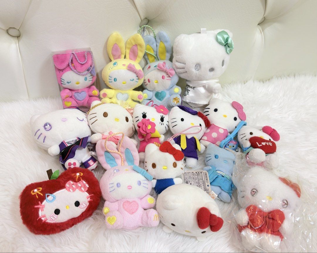 Charms Take All - Sanrio Character (Category: Plushies & Soft Toys) located in Bulacan. Submitted by chibitomo.nook (Listing ID 1470394135, Image 3). Description: SANRIO CHARACTER CHARMS FOR TAKE ALL 56pcs sanrio characters + 11pcs character charms = 67pcs total!! malinis at mabango mop: gcash/bank transfer ship via jnt location: pampanga .