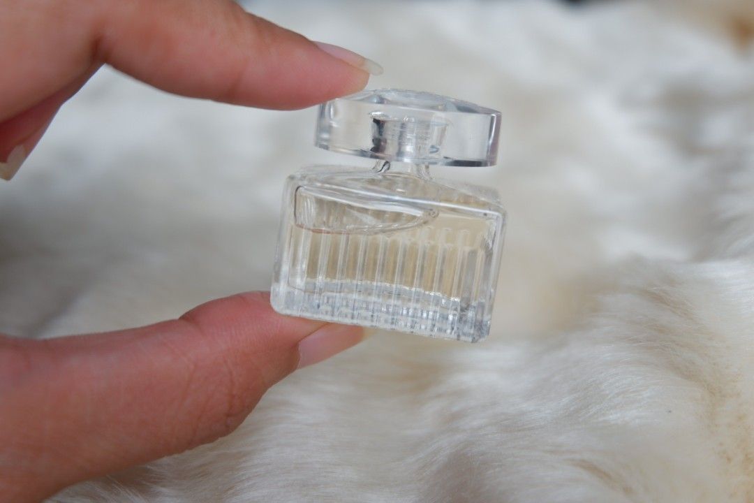 Chloé EDP 5ml Miniature Bottle (Category: Fragrance & Deodorants) located in Mandaluyong City. Submitted by marubueno (Listing ID 1470383094, Image 1). Description: - Authentic Chloé miniature perfume bottle - Square shape featuring a charming pleated glass design - Clear cap with embossed logo on top - Brand new - Stamped with batch code 3208 on the bottom - Perfect cute piece for vanity display or perfume collections.