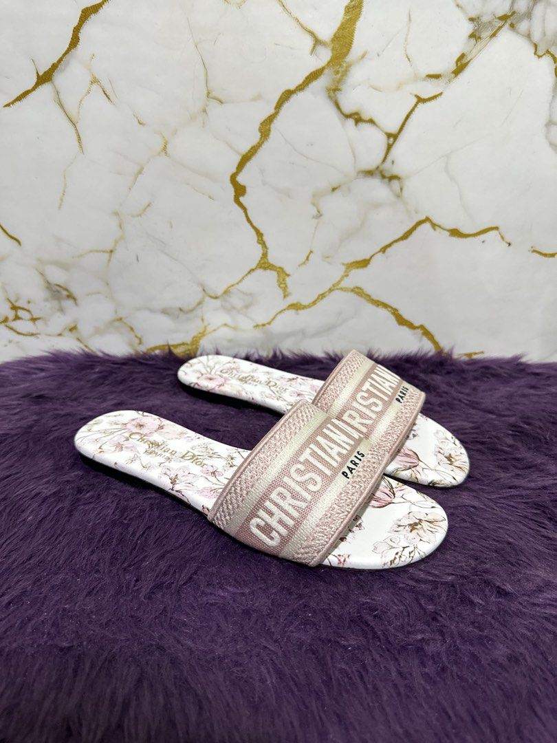 christian dior dway (Category: Flats & Sandals) located in Marikina City. Submitted by georgiaprelovestuff (Listing ID 1470456578, Image 2). Description: size 38 PLEASE READ BEFORE MAKING AN OFFER: 🔹No inclusions since this is preloved 🔹NO to low ballers please 🔹NO meetups due to busy schedule 🔹If you make an offer, please get the item let's not waste each other's time 🔹NO return NO exchange NO cancellation 🔹Please manage your expectation s